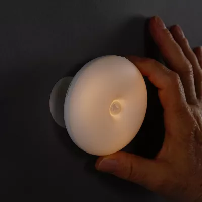 Lampa de veghe inteligenta cu senzor de miscare, comunicare wireless cu smartphone, temporizator, Reer NightGuide SmartLight 52460