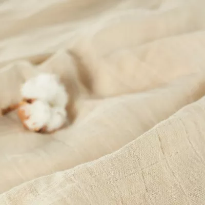 ONINO - Muselina multifunctionala din bumbac 100% organic, HUG.me, Creamy Vanilla, x1 bucata, 120 x 120 cm, certificata GOTS