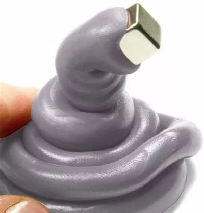 Plastilina inteligenta magnetica