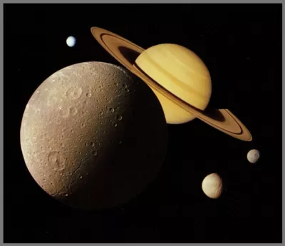 Proiector tip lanterna - Aventuri in spatiu