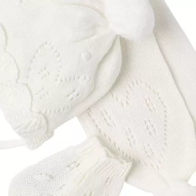 Set Off-white caciula cu fular si manusi  - Mayoral   6 luni