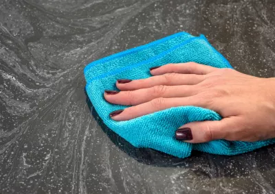 Ceara lichida pe baza de apa pentru granit, marmura si piatra naturala Ilpa Extra Wax Aqua, 0.90 L