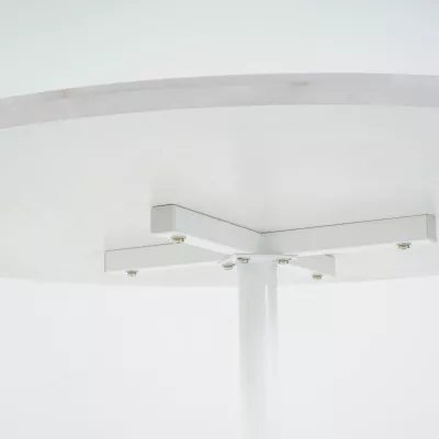 Masa de dining rotunda cu picior metalic si blat din MDF de culoare alba, aspect marmura, 110 cm diametru, 75 cm inaltime