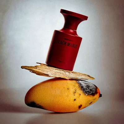 BLACK MANGO