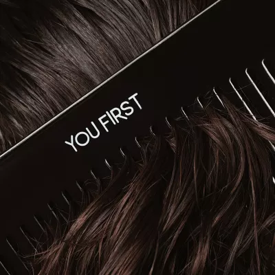 DETANGLING COMB BLACK