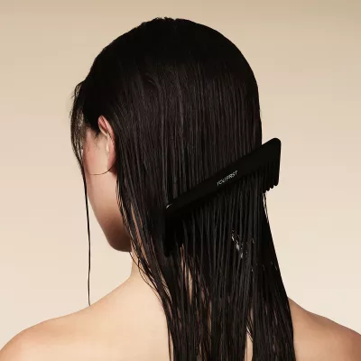 DETANGLING COMB BLACK