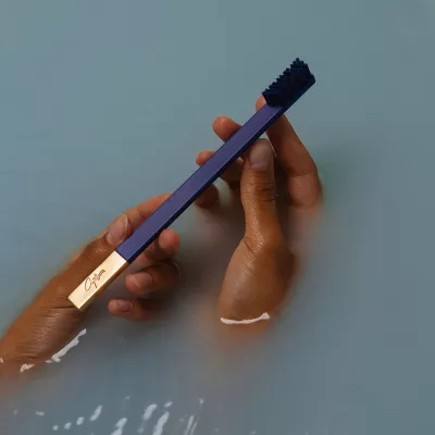 SAPPHIRE BLUE GOLD