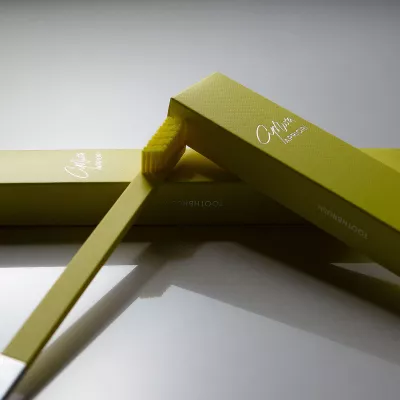 SUNFLOWER YELLOW SILVER