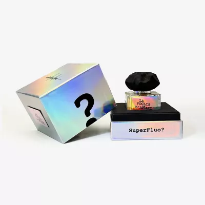 SUPERFLUO LA VOGLIA D'AMARE