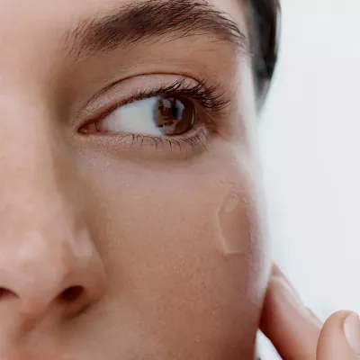 THE VITAMIN C SERUM