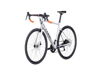 BICICLETA CUBE ATTAIN PRO SILVER ORANGE 2023 62 CM