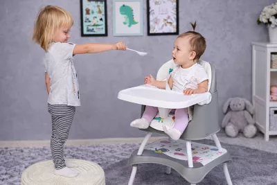 Meniu bebe 6 luni: ce mănâncă, cât și câte mese pe zi