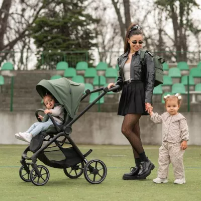 Carucior Set 2 in 1, Venice, cadru din aluminiu, sezut reversibil, pana la 22 kg, Green