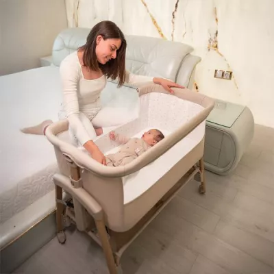 Patut pliabil, Millie, 0 Luni+, max. 9 kg, inaltime reglabila 7 pozitii, sistem antireflux, plasa de tantari, saltea inclusa, Black