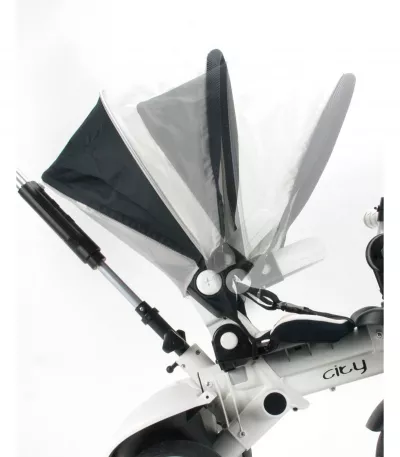 Tricicleta cu pozitie de somn pentru copii, Injusa, City Max, maner parental, cadru din aluminiu, 8 luni+, Alb cu Negru
