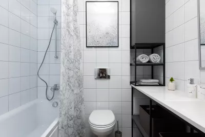 Miros de canalizare in baie: cauze si solutii eficiente pentru a combate mirosurile neplacute din baie