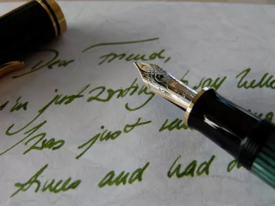 Importanța și beneficiile scrisului de mână