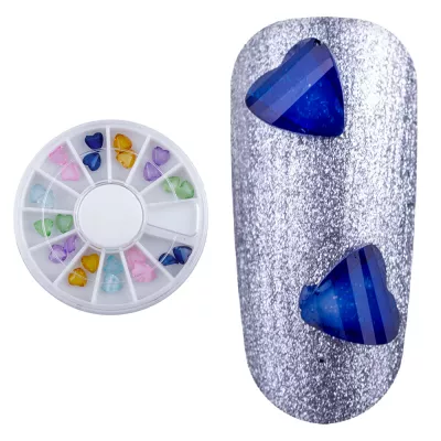 Carusel decoratiuni unghii, model inima, multicolore