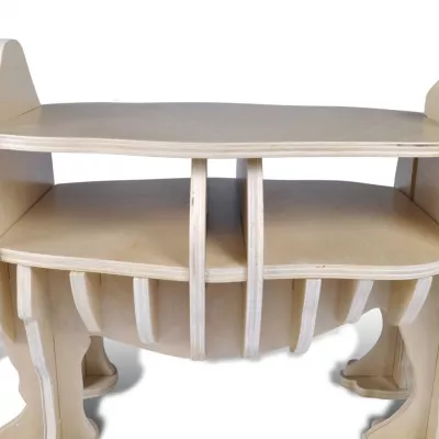 Etajeră din lemn decorativă tip rinocer, masă cu organizator cărți