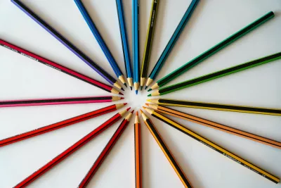Creioane colorate și carioci - Ghidul pasionaților de colorat