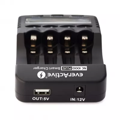 Incarcator Baterii Reincarcabile cu Procesor si Display LCD, Incarcare Individuala Pentru Fiecare Canal AA R6 AAA R3 Ni-Mh Ni-Cd, EverActive NC-1000+