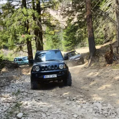 Aventura off-road in zona Muscelului | 2 persoane