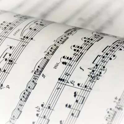 Cadou MUZICAL PERSONALIZAT