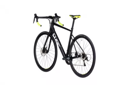 BICICLETA CUBE ATTAIN RACE BLACK WHITE 2023 60 CM