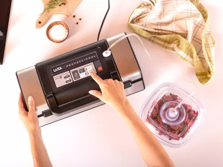 Aparat de vidat alimente + Caserole de marinat