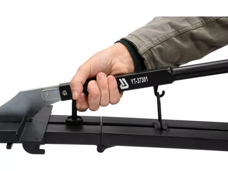 Aparat pentru taiat parchetul, Yato YT-37301