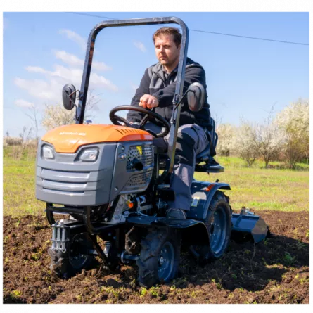 Minitractor diesel Honest, Ride On 4x4 R003 KOOP 684166, putere 14 CP, combustibil motorina