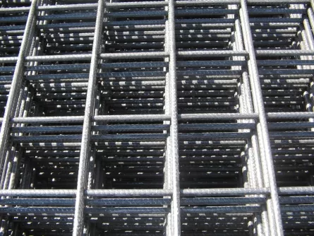 Plasa sudata pentru armarea betonului diametru 8 mm ochi 100x100 mm format 6000x2000 mm