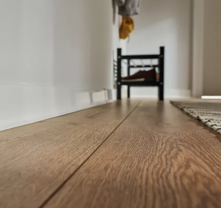 Plinta Vox, Linela 401, culoare alba, lungime 2 m