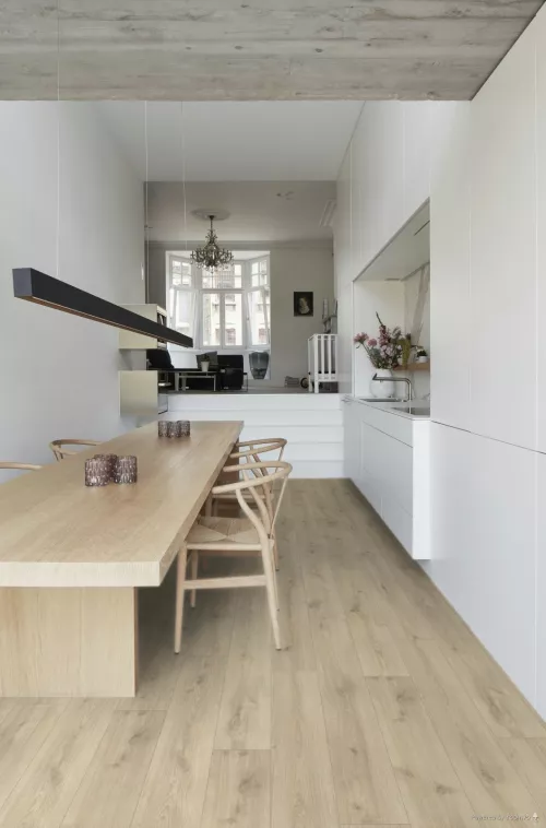 PARCHET LAMINAT BERRY ALLOC HPF 2121 DUNE OAK AC6