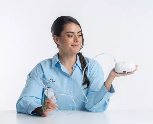 NOU: Aparat de aerosoli compact Laica NE3004, cu piston, copii si adulti