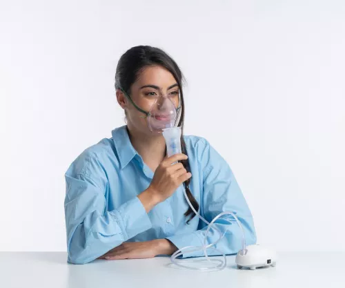 NOU: Aparat de aerosoli compact Laica NE3004, cu piston, copii si adulti