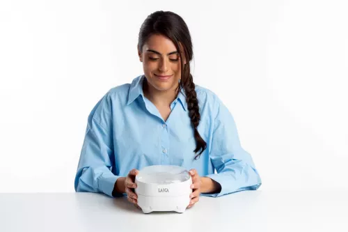 NOU: Aparat de aerosoli Laica NE2015, compartiment accesorii, cu piston, copii si adulti