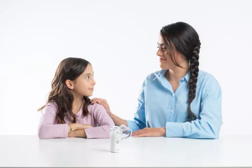 NOU: Aparat de aerosoli portabil Laica NE1012, silentios, copii si adulti, reincarcabil la USB