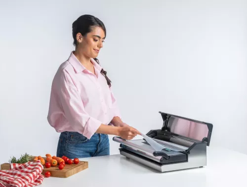 NOU: Aparat de ambalare in vid Laica VT3250 Professional, 40 cm, 25L/min, 350W