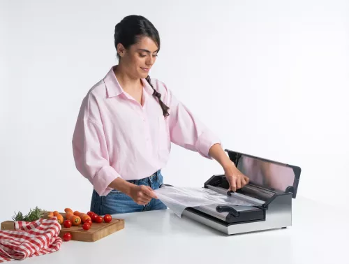 NOU: Aparat de ambalare in vid Laica VT3250 Professional, 40 cm, 25L/min, 350W