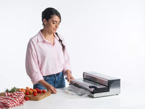 NOU: Aparat de ambalare in vid Laica VT3250 Professional, 40 cm, 25L/min, 350W