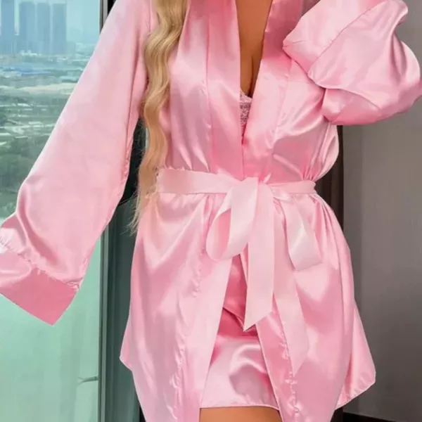 Set pijama rochie de noapte și halat din satin