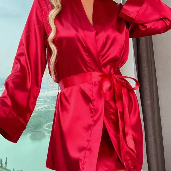 Set pijama rochie de noapte și halat din satin