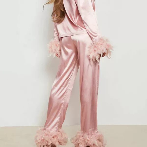 Set pijamale bluză cu mânecă lungă și pantalon lung din satin