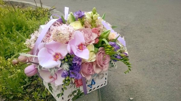 Cufar Cu Flori Vis De Primavara Ab3 Almanisboutique Ro