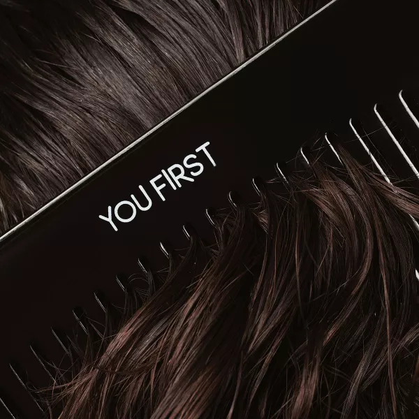 DETANGLING COMB BLACK
