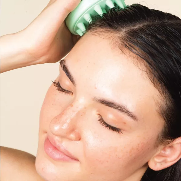 SCALP BRUSH WITH SHAMPOO DISPENSER