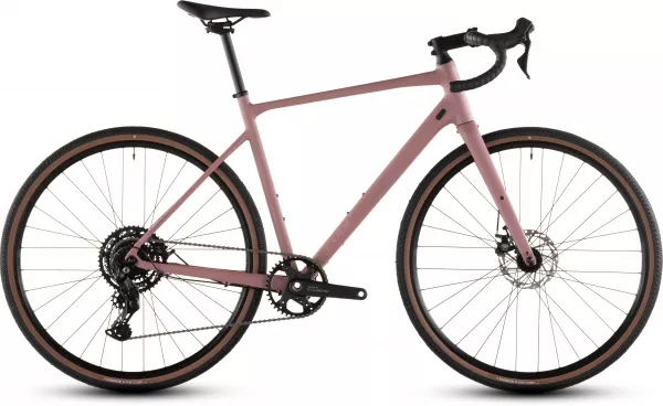 26インチ bicicleta-cube-nuroad-one-ruby