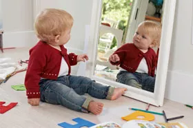 Jucării pentru bebeluși: cum le alegi în funcție de vârstă