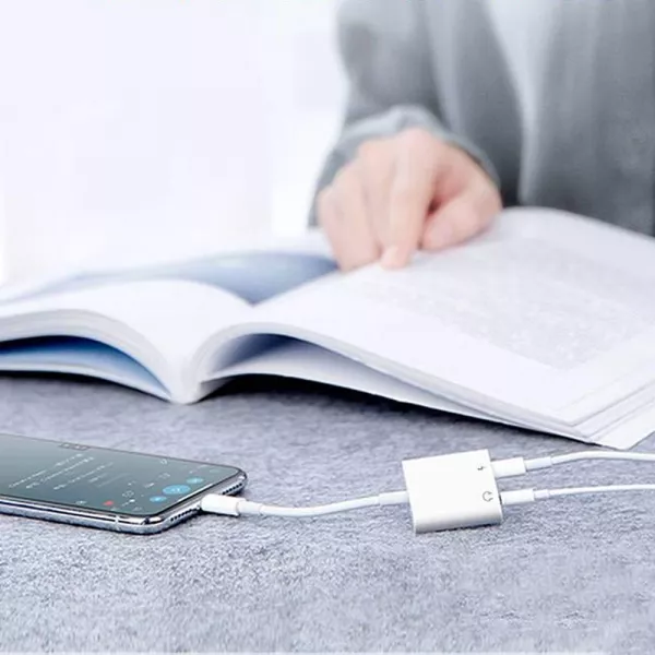 Adaptor audio 4 in 1 USB tip C - AUX si port tip C